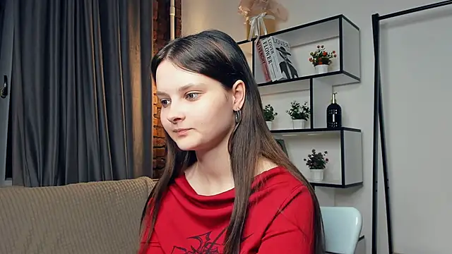 Snapshot of SkyDoll chatting on October 7, 2025, 9:01 pm SkyDoll online show from October 7, 2025, 9:01 pm