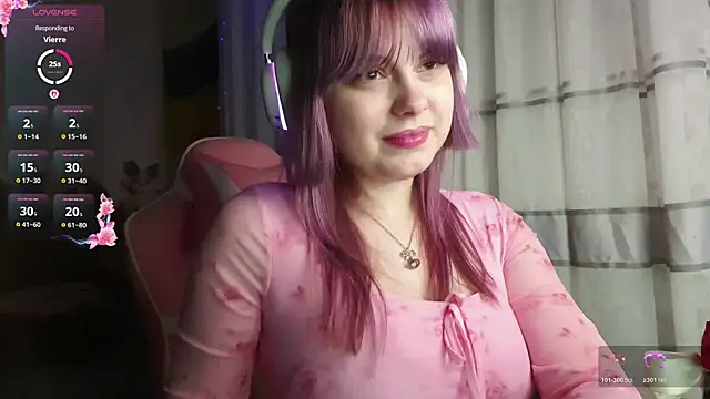 Snapshot of KristiBloom chatting on March 3, 2026, 12:06 am KristiBloom online show from March 3, 2026, 12:06 am