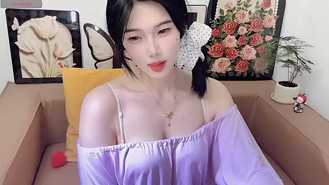 Snapshot of T-TeaR chatting on June 28, 2026, 2:17 am T-TeaR online show from June 28, 2026, 2:17 am