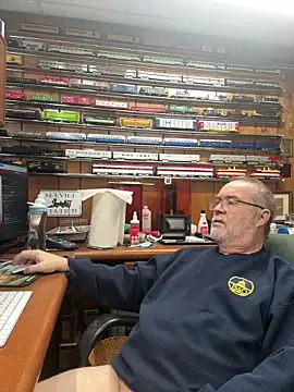 Jcaspen online show from March 25, 2026, 1:17 pm