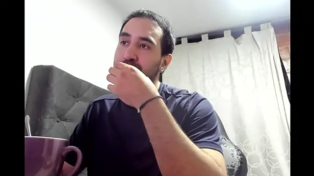 coolfriki online show from April 3, 2026, 5:27 am