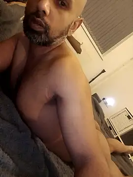 T1T012 online show from January 13, 2026, 8:03 pm