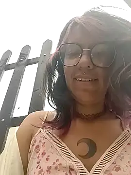 Abby 2-1 online show from October 23, 2025, 7:56 pm