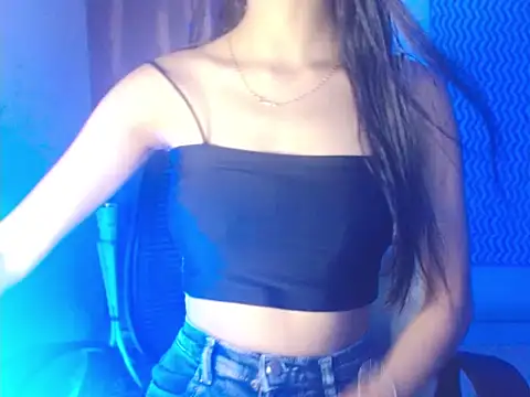 Snapshot of Roiseeee chatting on February 12, 2026, 5:35 am Roiseeee online show from February 12, 2026, 5:35 am