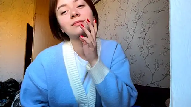 Snapshot of FrancesSoran chatting on October 19, 2025, 10:16 am FrancesSoran online show from October 19, 2025, 10:16 am