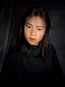 Snapshot of Mylinh- chatting on October 29, 2025, 1:35 pm Mylinh- online show from October 29, 2025, 1:35 pm