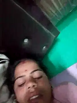 Hot eras36 online show from October 11, 2025, 10:52 pm