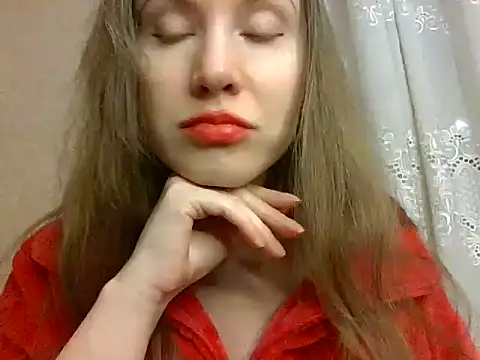 Lynirina online show from March 1, 2026, 10:56 pm