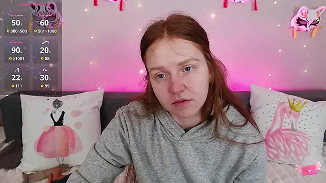 Evarey  online show from May 14, 2026, 5:03 am