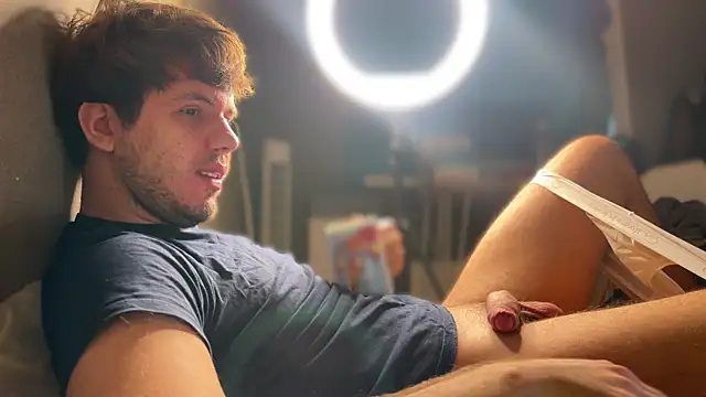 mynameischris online show from November 8, 2025, 7:08 am