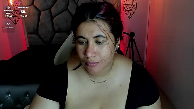 Addyy 02 online show from May 25, 2026, 4:02 pm