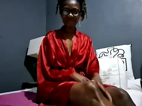 NaughtyCouga online show from April 4, 2026, 4:00 am