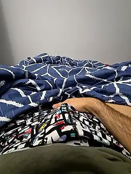 efihorny online show from October 14, 2025, 3:57 pm