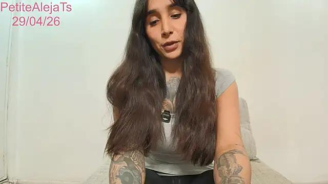 PetiteAlejaTs online show from April 29, 2026, 10:49 pm