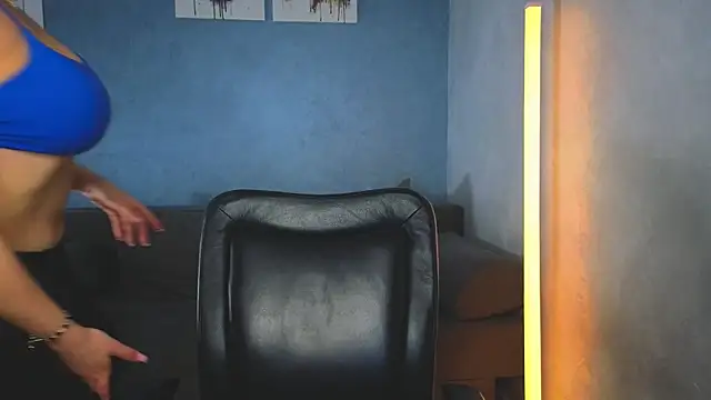 RebeccaEglitis online show from April 13, 2026, 4:34 pm