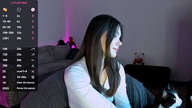 LeanaWILL online show from October 19, 2025, 6:30 pm