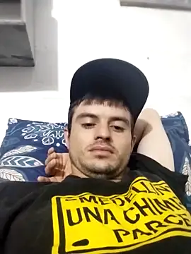 perrongo21 online show from October 29, 2025, 7:26 pm