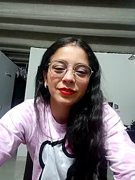 Eloisa smith online show from October 22, 2025, 4:35 am