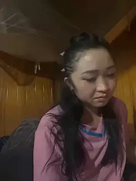 miemie-xx online show from November 7, 2025, 2:22 am