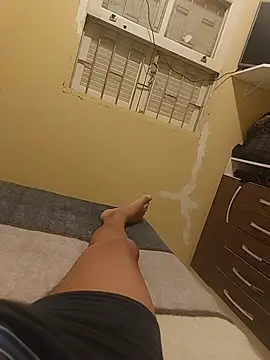 Merlin2310 online show from December 22, 2025, 5:04 am