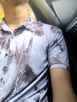 Snapshot of use_19 chatting on November 16, 2025, 4:18 am use 19 online show from November 16, 2025, 4:18 am