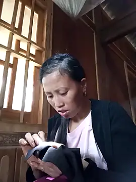 jerry-xx online show from November 11, 2025, 2:00 am