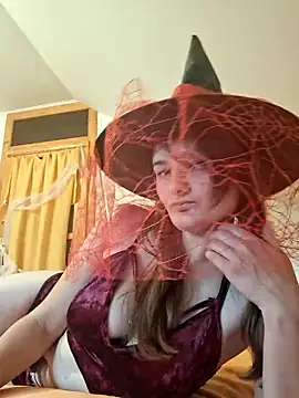 Nika aa online show from November 1, 2025, 9:44 am