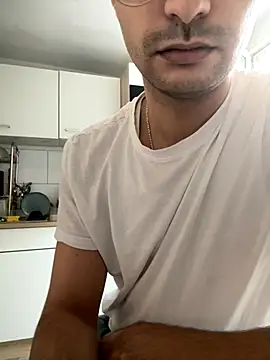 Snapshot of Arabianrainbow chatting on October 11, 2025, 10:03 am Arabianrainbow online show from October 11, 2025, 10:03 am