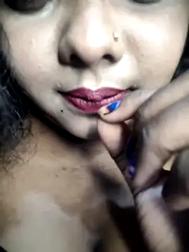 World Top Girl online show from November 4, 2025, 12:37 pm