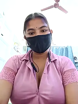 Snapshot of Hot_radhaji chatting on March 6, 2026, 1:35 am Hot radhaji online show from March 6, 2026, 1:35 am