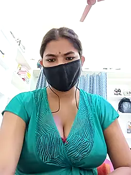 Snapshot of Hot_radhaji chatting on April 3, 2026, 7:17 am Hot radhaji online show from April 3, 2026, 7:17 am