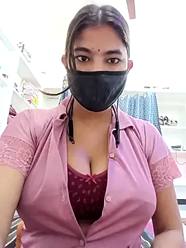 Snapshot of Hot_radhaji chatting on April 16, 2026, 3:07 am Hot radhaji online show from April 16, 2026, 3:07 am