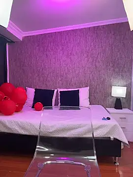 KarinaFlowers  online show from February 28, 2026, 6:03 am