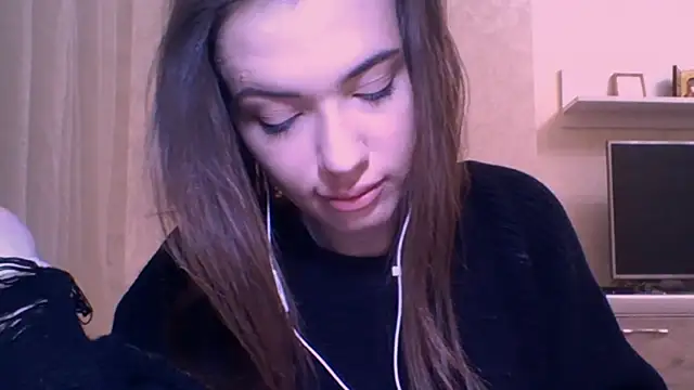 CeyaLier online show from December 15, 2025, 5:28 pm