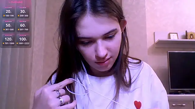 CeyaLier online show from March 17, 2026, 8:01 pm