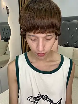 Emo Boy  online show from May 9, 2026, 8:47 pm