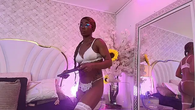  NinaFox  online show from July 17, 2026, 8:46 pm