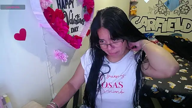Miss  kendra  online show from May 22, 2026, 11:27 am