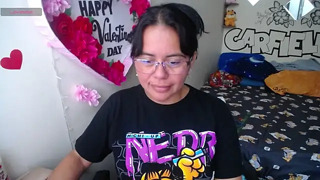 Miss  kendra  online show from June 1, 2026, 1:46 pm