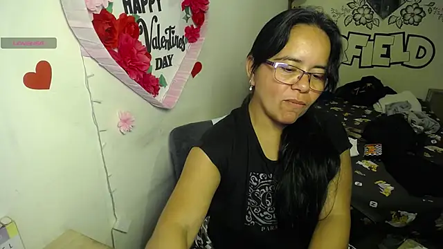 Miss  kendra  online show from July 2, 2026, 1:27 am