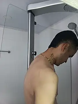 Dylan montes17 online show from October 7, 2025, 9:23 pm