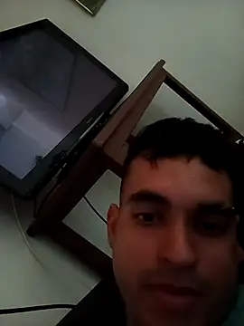 Dylan montes17 online show from November 2, 2025, 4:42 pm