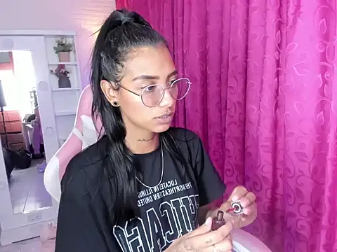 KarlaSlutSkinny   online show from April 15, 2026, 7:32 pm