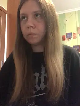 Snapshot of LunaVirelle chatting on May 23, 2026, 3:16 pm LunaVirelle online show from May 23, 2026, 3:16 pm