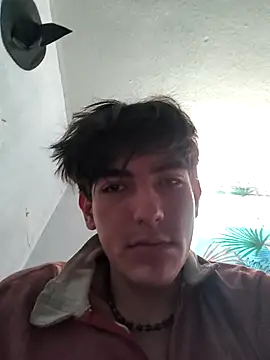 17weedloveanallove online show from January 15, 2026, 3:27 pm