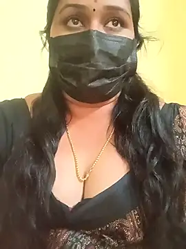 Snapshot of tamil-mala23 chatting on April 22, 2026, 9:44 am tamil-mala23 online show from April 22, 2026, 9:44 am