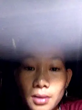 gio-thu online show from October 21, 2025, 1:17 am