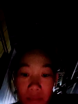 gio-thu online show from November 28, 2025, 6:10 pm