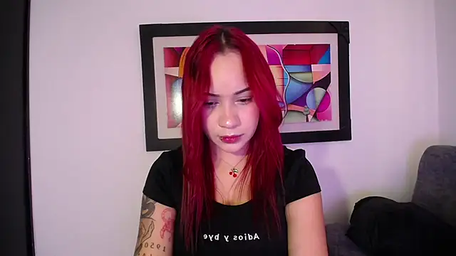 Kari Ruiz  online show from January 31, 2026, 7:56 pm