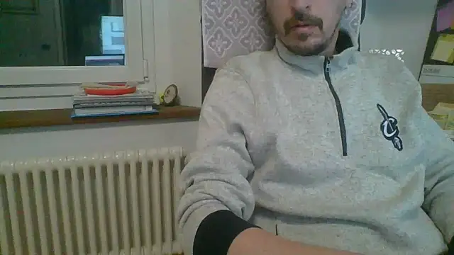 Snapshot of Kawayleo chatting on February 18, 2026, 9:49 am Kawayleo online show from February 18, 2026, 9:49 am